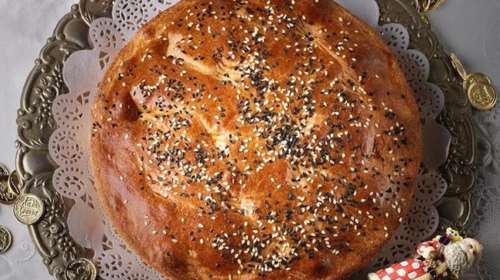 Κλασική πολίτικη βασιλόπιτα - Γεμάτη με αρώματα Ανατολής