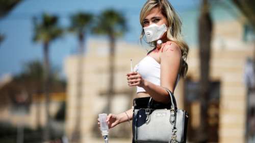 ΠΟΥ στους νέους: Δεν είστε άτρωτοι - Ο κορονοϊός μπορεί να σας σκοτώσει