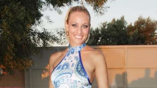 Ελληνίδες celebrities καλεσμένες σε γάμο: Τα &quot;τολμηρά&quot; χτενίσματα που συζητήθηκαν έντονα