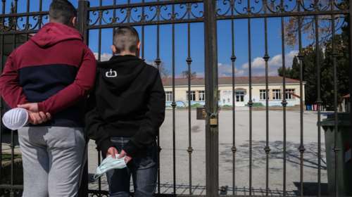 Άδεια ειδικού σκοπού και σε γονείς που τα παιδιά τους δεν πάνε ακόμη σχολείο
