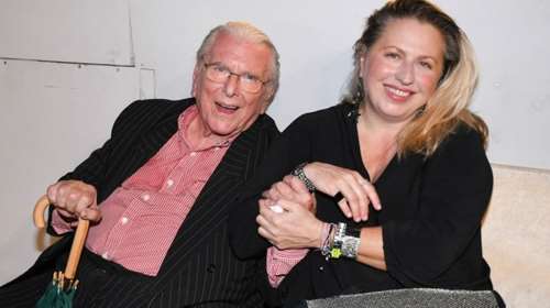 Δύο χρόνια χωρίς τον Κώστα Βουτσά | Η συγκινητική αφιέρωση της κόρης του Σάντρας: &quot;Ειναι τόσο δύσκολο που δεν είσαι εδώ&quot;