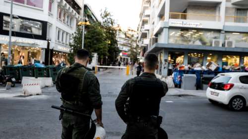 Στη φάκα της Δίωξης Ναρκωτικών τρία άτομα στη Νέα Σμύρνη: Είχαν 40 κιλά κάνναβης