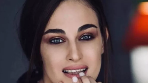 Μαρία Βοσκοπούλου: Το άψογο στιλ της σε βόλτα μαζί με την Άντζελα Γκερέκου και τη γιαγιά της