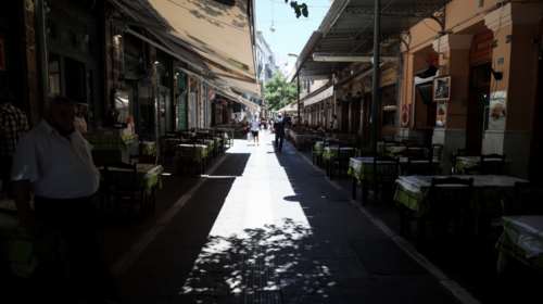 Οι εστιάτορες δεν θέλουν να ανοίξουν τα εστιατόρια τα Χριστούγεννα- Γιατί θα ξανακλείσουν...