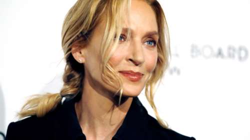 Η Ούμα Θέρμαν ανέλαβε χρέη κομμώτριας για χάρη της κούκλας κόρης της - Ιδού το αποτέλεσμα [Εικόνα]