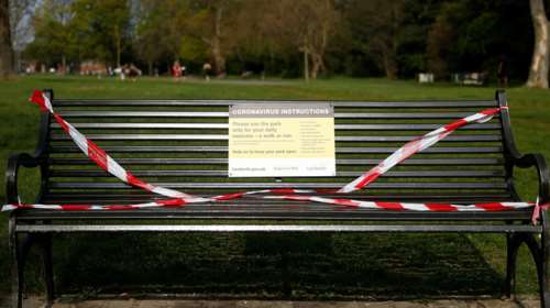 Βρετανία: Παρατείνεται το lockdown για τρεις εβδομάδες- 861 οι νεκροί από τον κορονοϊό