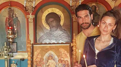 Νίκος Αναδιώτης: &quot;Με αξίωσε ο Θεός και εν μέσω καραντίνας μετέλαβα&quot; (Βίντεο)