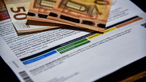 Πόσο θα πληρώσουμε για ρεύμα τον Ιούλιο: Αυξημένα τα πράσινα τιμολόγια, αναλυτικά οι τιμές των παρόχων