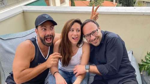 Η Κασσιανή Τανιμανίδη είναι η καλύτερη θεία: Τα παιχνίδια με τις δίδυμες κόρες της Χριστίνας Μπόμπα και του Σάκη Τανιμανίδη