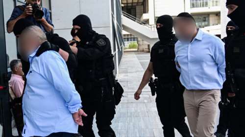 Δολοφονία Καραϊβάζ: Να ασκηθεί έφεση κατά της αθωωτικής απόφασης των δύο κατηγορούμενων ζητά η μητέρα και η αδελφή του