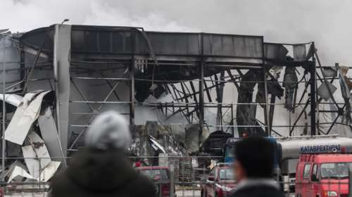 Σε βαρύ πένθος τα Τρίκαλα μετά την τραγωδία στη "Βιολάντα" - Συνεχίζονται οι έρευνες για την πέμπτη εργαζόμενη