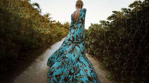 Seasonless Dresses: 8 φορέματα που μπορείτε να φοράτε όλο τον χρόνο