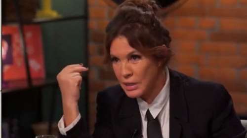 Η Βάνα Μπάρμπα μιλά για τη σεξουαλική παρενόχληση που δέχτηκε: "Δεν με κοίταγε στα μάτια, του είπα.."