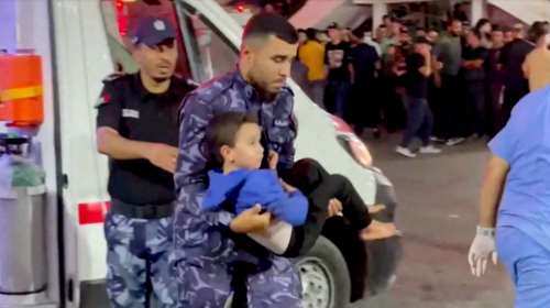 Φον ντερ Λάιεν: Kαμία δικαιολογία για το πλήγμα σε νοσοκομείο της Γάζας - Ο Σολτς ζητά ενδελεχή έρευνα