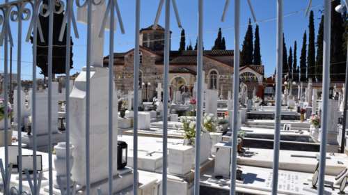 Κορονοϊός: Δραματική η κατάσταση στη Θεσσαλονίκη - Γεμίζουν και τα κοιμητήρια