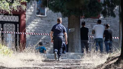 Συγκλονίζει η αδερφή της 16χρονης στα Τρίκαλα: &quot;Έκλαιγε και μου έλεγε πως με αγαπάει&quot;