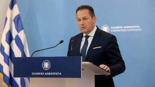 Στέλιος Πέτσας: Δεν υφίσταται κανένα θέμα ανασχηματισμού