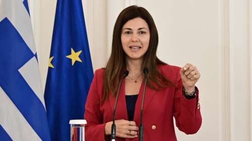 Σοφία Ζαχαράκη για βάσεις εισαγωγής: Το μήνυμά της στους μαθητές