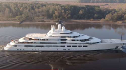 Ιταλία: Θρίλερ με υπερπολυτελή θαλαμηγό σε θέρετρο της Τοσκάνης - Ανήκει στον Πούτιν;