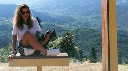 Δολοφονία Γαρυφαλλιάς: Συγκλονίζει η μητέρα της στη δίκη - &quot;Είδα ένα σκουλήκι που απλά το προσπερνάς&quot; [Βίντεο]