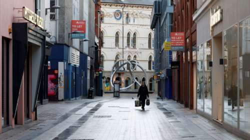 Κορονοϊός: Lockdown και περιορισμοί επιστρέφουν σε όλο τον κόσμο - Επικρίσεις για την έλλειψη εμβολίων