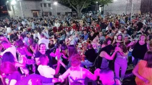 Δερμιτζάκης: &quot;Στοπ&quot; στα πανηγύρια και τον Αύγουστο-Υποχρεωτική μάσκα και στους πολιτικούς