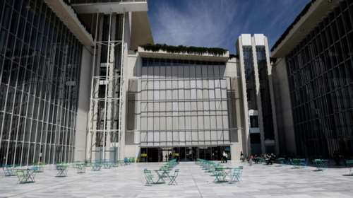 Ανήκουστο: Μπλόκο της ΕΛΑΣ σε συγκέντρωση φιλοζωικών οργανώσεων στο Στ. Νιάρχος- &quot;Κίνδυνος για τη δημόσια ασφάλεια&quot;