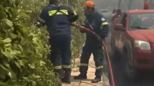 Φωτιά στην Αττική: Κραυγή αγωνίας από κάτοικο στο Πάτημα Χαλανδρίου – &quot;Τρέξε, έχουμε πιάσει φωτιά&quot;