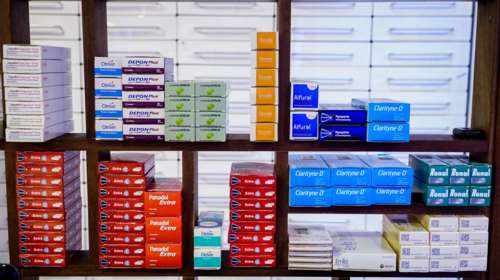 Αττική: Φαρμακείο πουλούσε ληγμένα σκευάσματα μερικά εκ των οποίων ήταν για βρέφη