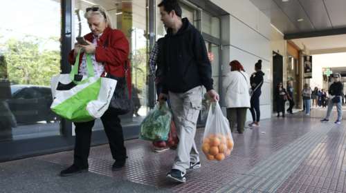 Η ...δίαιτα την περίοδο της καραντίνας: Περισσότερα λαχανικά, λιγότερα έτοιμα γεύματα