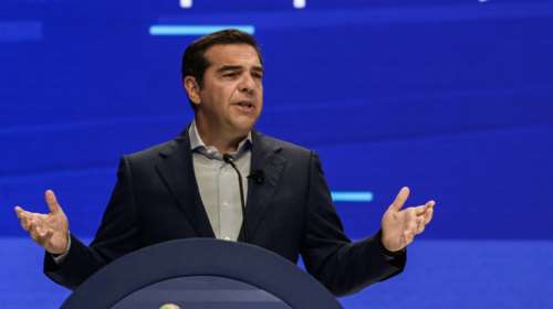 Κυβέρνηση σε Τσίπρα: Ο ορίζοντάς του φτάνει μόνο μέχρι την κομματική του επιβίωση