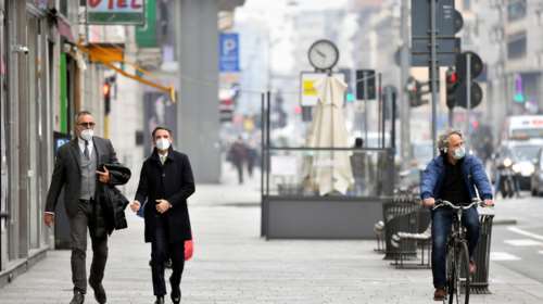 Κορονοϊός: Κουράστηκαν οι Ευρωπαίοι - Αμφισβήτηση των περιοριστικών μέτρων σε πολλές χωρές