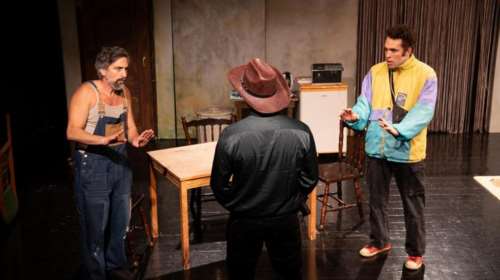 "Killer Joe": Το βραβευμένο έργο για την ανθρώπινη απελπισία, τη βία και την εξουσία στο θέατρο Αλκμήνη