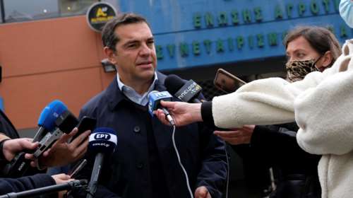 Τσίπρας: Ο πρωθυπουργός κρύβει "διαρκώς τη σκληρή αλήθεια" και δίνει την εικόνα μιας άλλης χώρας