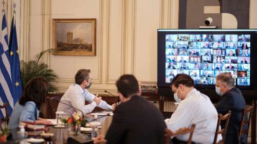 Κορονοϊός - Μητσοτάκης: Ανοιχτά τα καταστήματα στις &quot;κόκκινες&quot; περιοχές