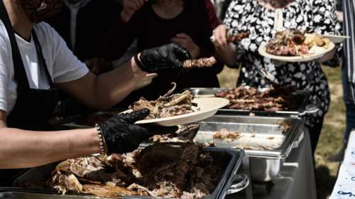 Η Ευρώπη &quot;γνωρίζει&quot; τον ελληνικό οβελία - Πού διαμορφώνονται φέτος οι τιμές ενόψει Πάσχα