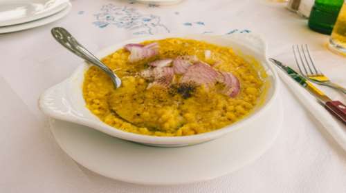 Φάβα: 5 λόγοι που την κάνουν μια διατροφική υπερδύναμη