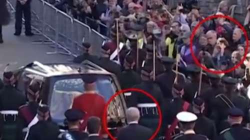 Βασίλισσα Ελισάβετ: &quot;Είσαι ένας άρρωστος γέρος&quot; - Φραστική επίθεση στον πρίγκιπα Αντριου στη νεκρώσιμη πομπή