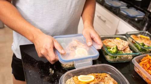 Meal prep χωρίς άγχος: 5 τρόποι να έχεις έτοιμα γεύματα όλη την εβδομάδα