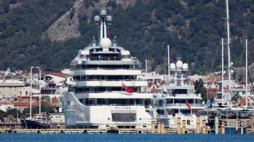 Το &quot;ρωσικό πλυντήριο&quot;: Πού κρύβουν 1 τρις δολάρια &quot;μαύρο χρήμα&quot; οι ζάπλουτοι ολιγάρχες του Πούτιν