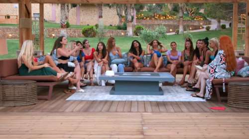 &quot;The Bachelor&quot; | Μεγάλος Καυγάς μεταξύ Βαλέριας και Άντρεα: &quot;Γελάμε μαζί σου! Όχι με τα αστεία σου&quot;