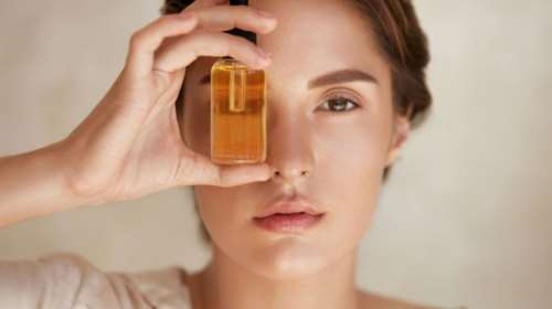 Κι όμως, αυτό το φυσικό έλαιο προστατεύει το κολλαγόνο της επιδερμίδας μας
