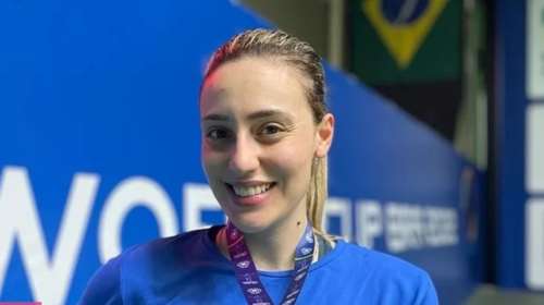 Η Αννα Κορακάκη είπε το &quot;ναι&quot; - Το εκθαμβωτικό μονόπετρο και ο γάμος μέσα στο 2023 [εικόνα]