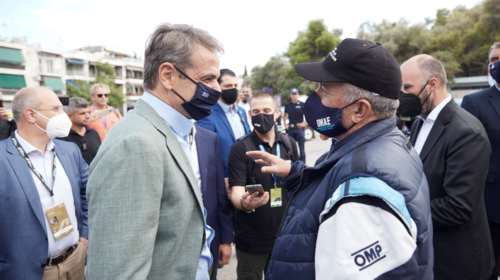 Ράλι Ακρόπολις: Ο διάλογος Μητσοτάκη με τον θρυλικό οδηγό αγώνων &quot;Στρατισίνο&quot; πριν την εκκίνηση