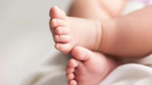 Σοκ: Βρέφος πέντε ημερών με κορονοϊό σε ΜΕΘ του &quot;Αγλαϊα Κυριακού&quot;