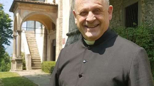 Συγκλονίζει η "θυσία" Ιταλού ιερέα: Πέθανε γιατί έδωσε τον αναπνευστήρα του σε νεότερο ασθενή κορoνοϊού