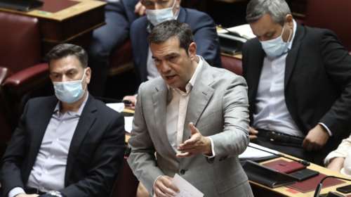 Τσίπρας στη Βουλή: Η κυβέρνηση εργάζεται μόνο υπέρ των συμφερόντων και των φίλων