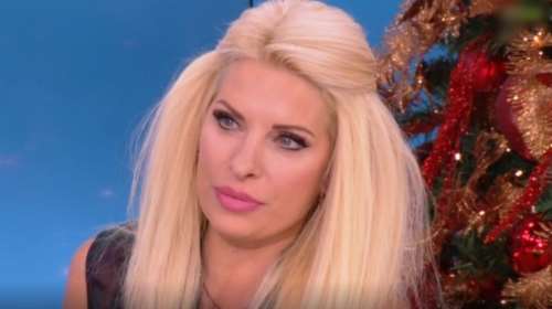 Ελένη Μενεγάκη: "Δεν κοιμήθηκα! Άκουγα θορύβους, ασταμάτητα, χωρίς να υπάρχουν"