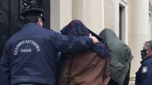 Πάτρα: Στον Εισαγγελέα οι συλληφθέντες για το κορονοπάρτι με τα 98 άτομα