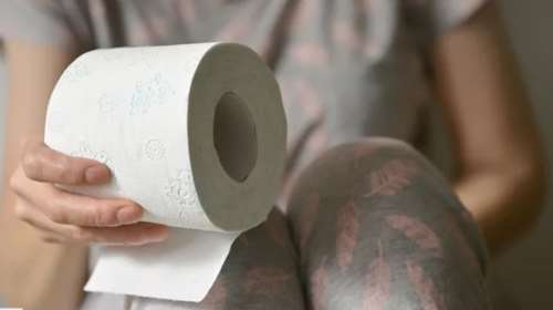 Η &quot;μέθοδος του μπλε μάφιν&quot;: Ένα εύκολο τεστ που σου δείχνει εάν οι κενώσεις σου είναι υγιείς